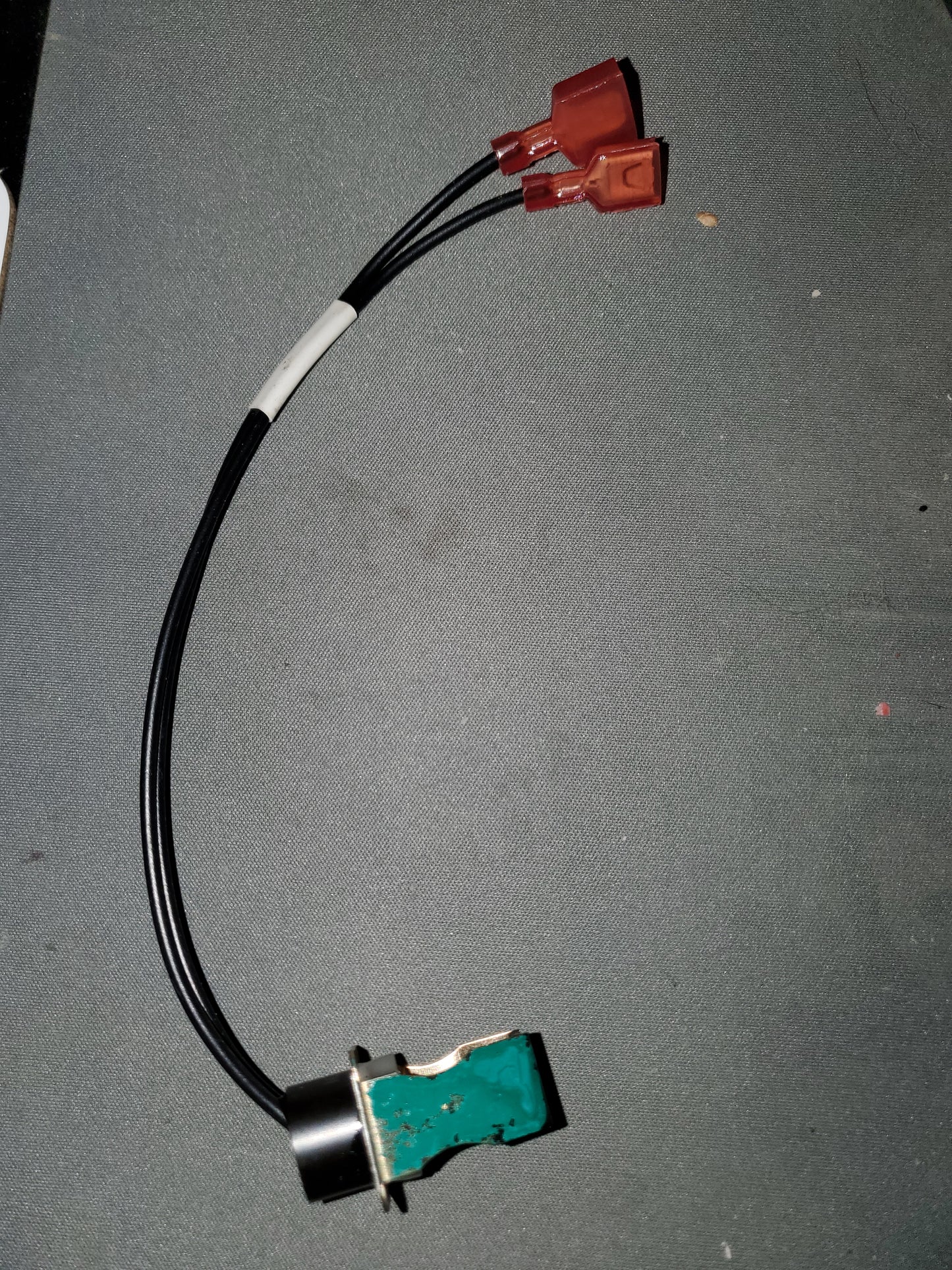 DOMESTIC WATER AQUASTAT ASSEMBLY CLIP ON STYLE (INCLUDES AQUASTAT 1116) 37219